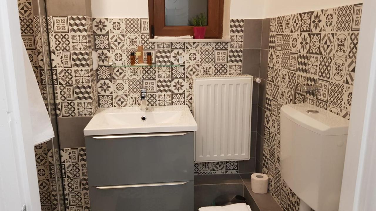 Casa Raia Hotel Braşov Buitenkant foto